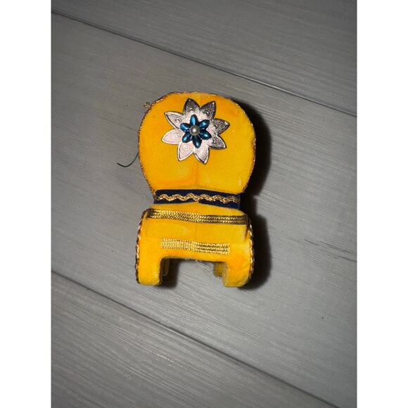 VTG Felt Covered Styrofoam Christmas Ornament Covered Wagon Yellow - Picture 2 of 8